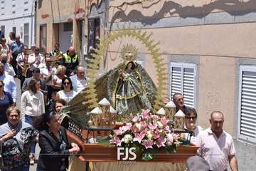 La Breña pone fin a sus fiestas con misa, procesión y verbena/Francisco Javier Santana.